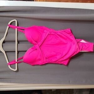 Womens Swimsuit Hot Pink Fuschia Built inPadded Bra Ruched Adjustable Sz 36/38 L